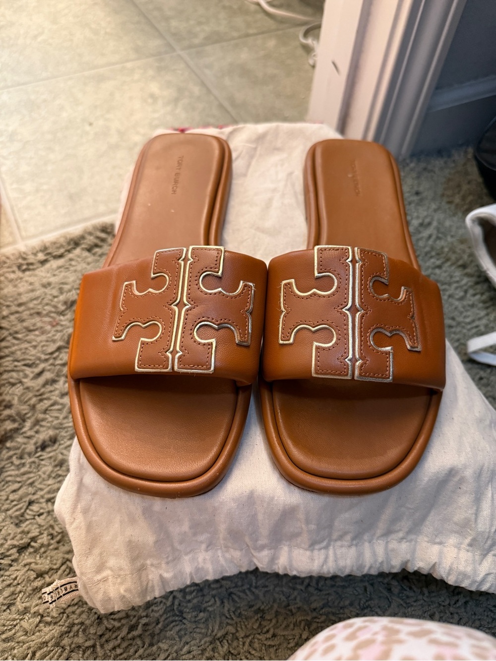 Tory Burch Cognac Leather Slide Sandals with Signature Logo